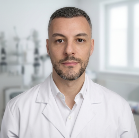 Dr Dragan Stojićević